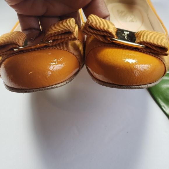 SALVATOR FERRAGAMO "Varina" Ballet Bow Flats - Picture 4 of 13